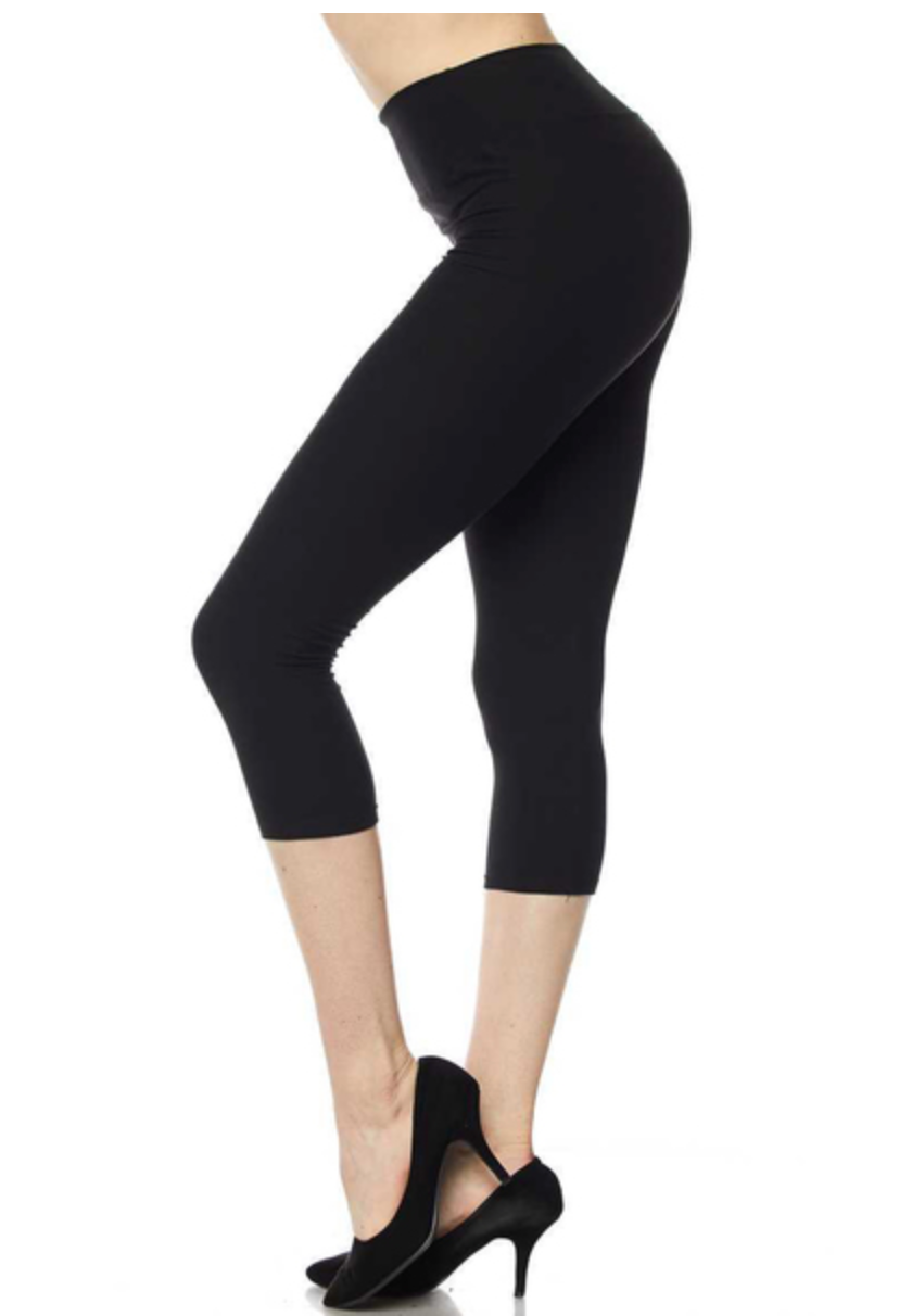 Classic Black Yoga Band Capris