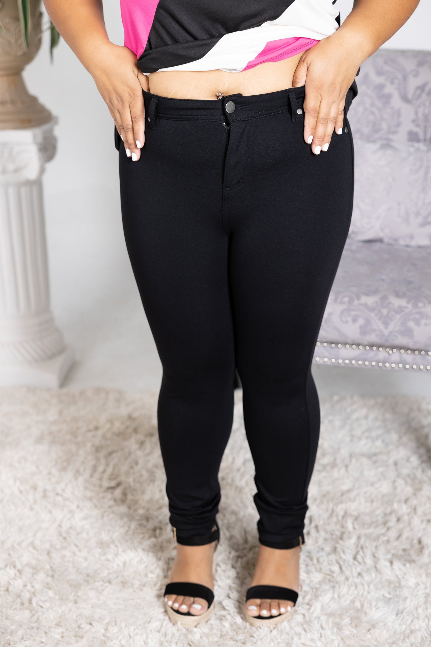 Black Ponte Skinnies